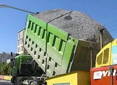 固废新生 顾八路铺上首钢8000吨“特殊材料”，探秘建筑废弃物再生技术